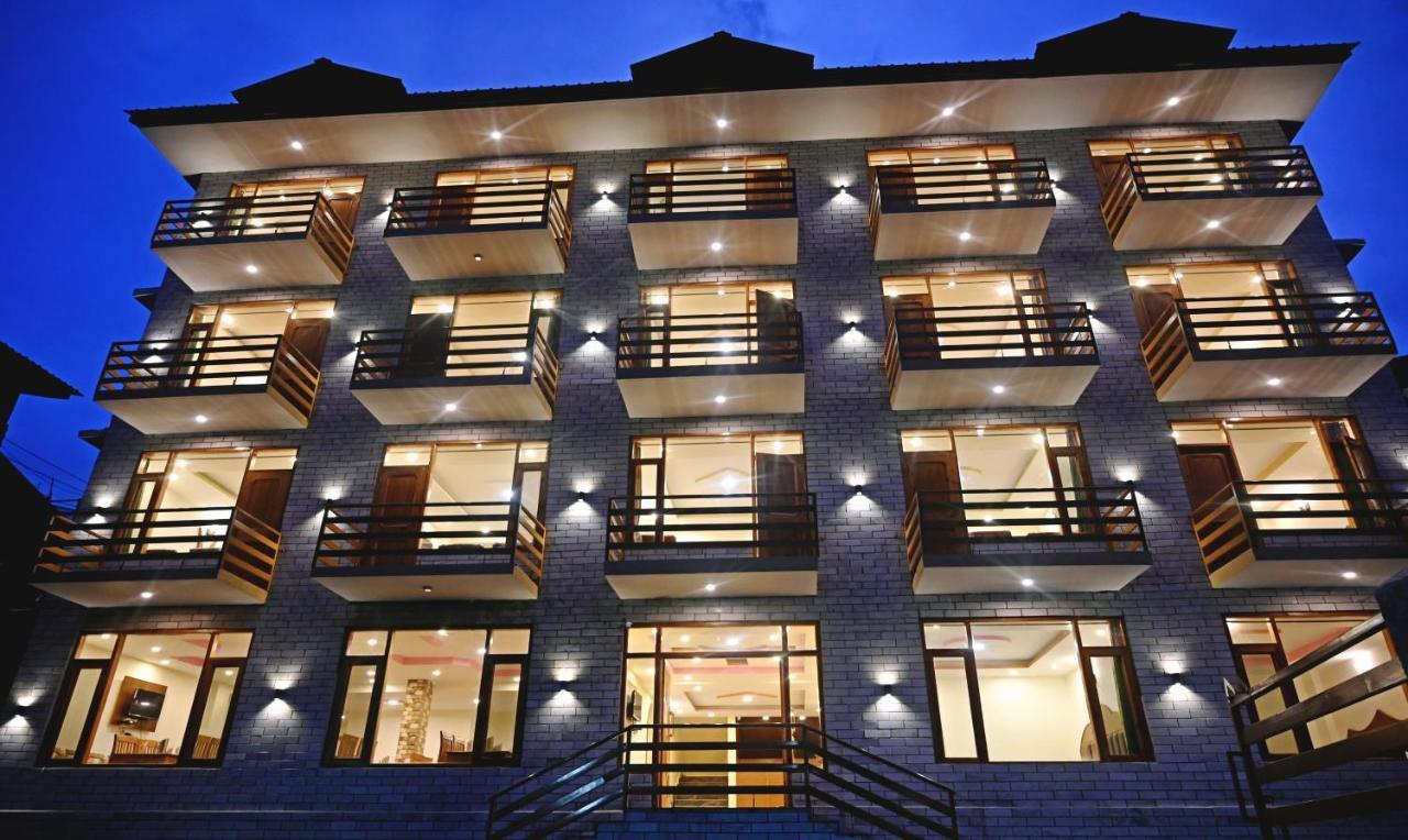 Treebo Dev With Valley View, Mall Road มะนาลี ภายนอก รูปภาพ
